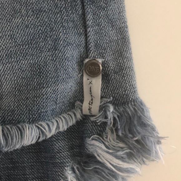 One Teaspoon Jean Shorts - Picture 3 of 5